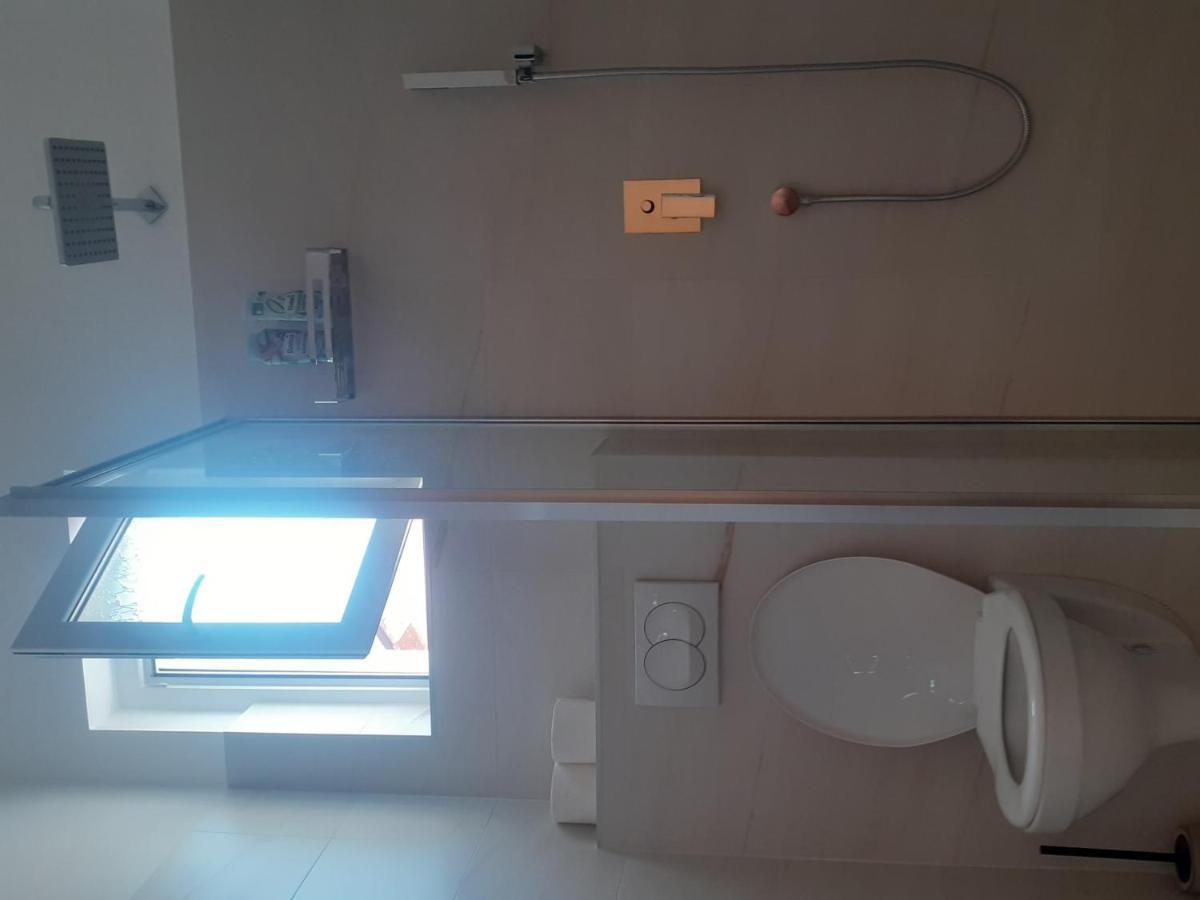 B&B Lakis&Takis Novi Sad Luaran gambar
